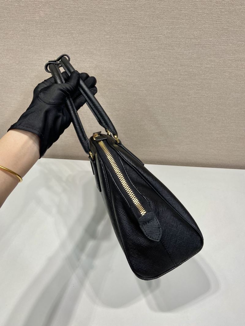 Pra*a top handle bags